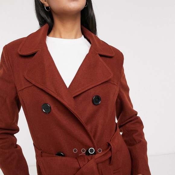 Trench coat size 4, like new condition - Picture 3 of 5